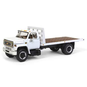 1/64 White Chevy C65 Single Axle Truck With White Flatbed, DCP By First Gear 60-1021