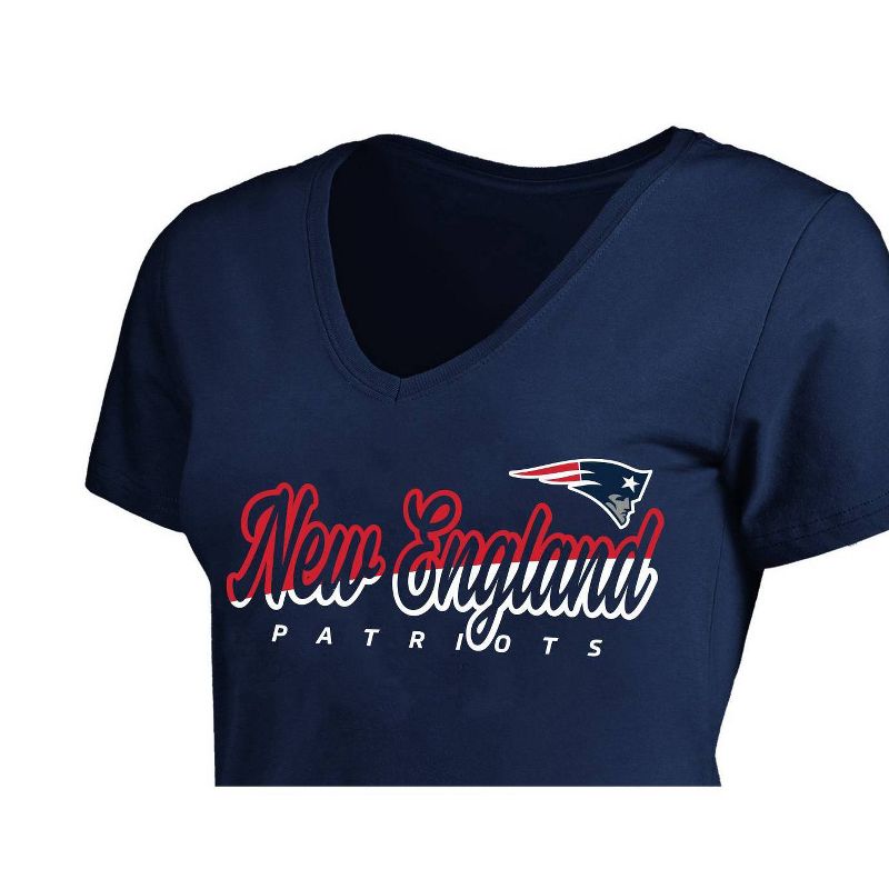 NFL New England Patriots Short Sleeve V-Neck Plus Size T-Shirt, 3 of 4