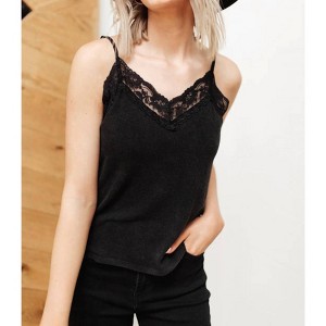 Women's Sweet Fling Lace Top - POL - 1 of 4