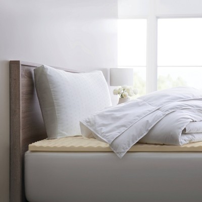 Plush Pillow Standard/Queen White - Room Essentials™