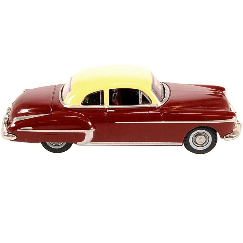 1950 Oldsmobile Rocket 88 Coupe Chariot Red with Canto Cream Top 1/87 (HO) Scale Diecast Model Car by Oxford Diecast, 2 of 4