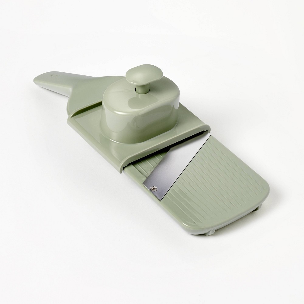 Hand Held Mandoline Green - Figmintâ„¢