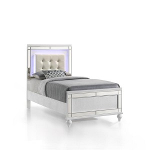 New Classic Furniture, Valentine Solid Wood Twin Size Lighted Bed in White - 1 of 4