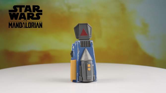 Star Wars: The Mandalorian Dual Attack Electronic Gauntlet, 2 of 10, play video