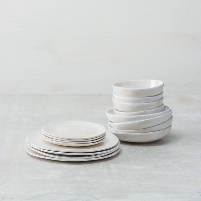 White Ceramic 16-Piece Dinnerware Set, Service for 4