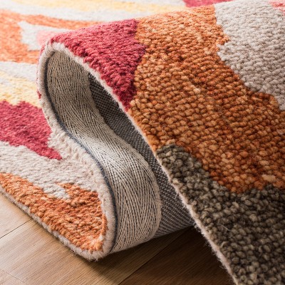 Ikat 6' x 6' Red and Beige Hand-Tufted Wool Rug
