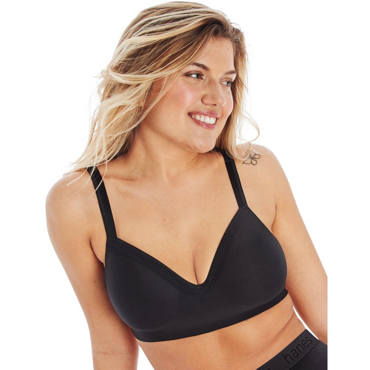 Hanes Foam Evolution Women’s Wireless Bra with SmoothTec Band