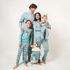 Leveret Cotton Matching Family Pajamas Fish Tank Print - 1 of 4