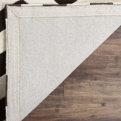 Hand-Tufted Dark Grey and Ivory Wool Zigzag Area Rug, 5' x 8'