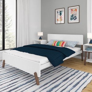 Max & Lily Mid-Century Modern Queen-Size Panel Bed - 1 of 4