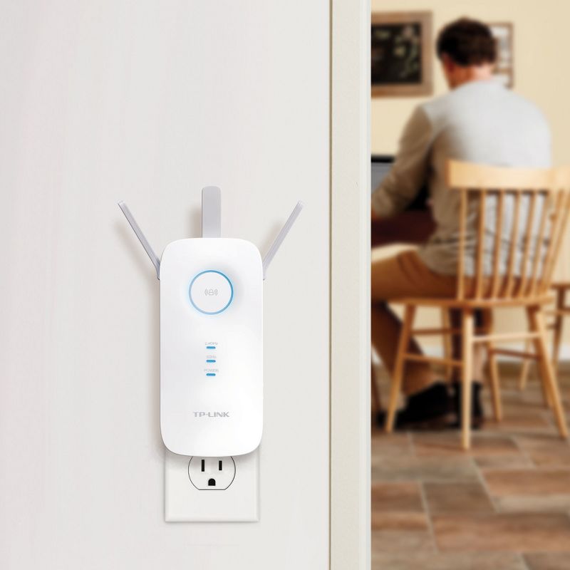 TP-LINK AC1750 Wi-Fi Dual Band Plug In Range Extender - White (RE450), 6 of 13