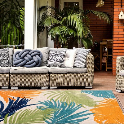 Tropical Floral Multi-Color Synthetic Indoor/Outdoor 5' x 7' Area Rug