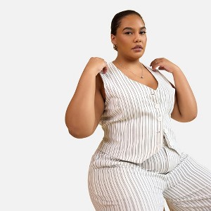 Rebdolls Women's Tillie Stripe Button Front Crop Top - 1 of 3