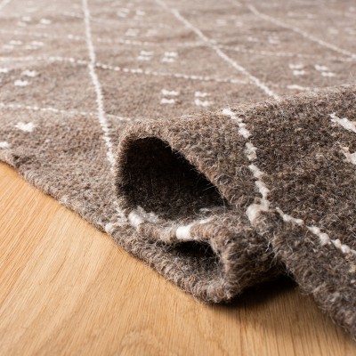 Ivory and Brown Hand-Woven Wool Kilim Area Rug, 3' x 5'