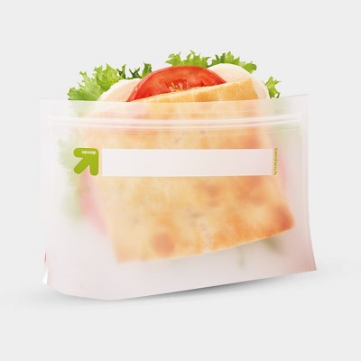 Hefty 108-Pack 2.5-Gallon Plastic Reusable Food Bag in the Food Storage  Containers department at