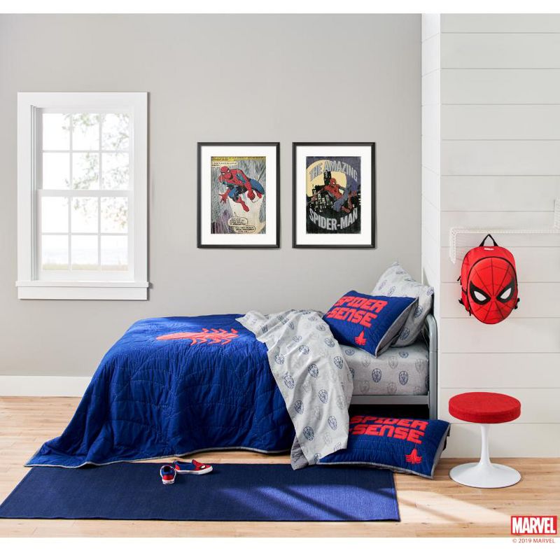 Saturday Park Marvel Spiderman Spider Sense Quilt, 2 of 9
