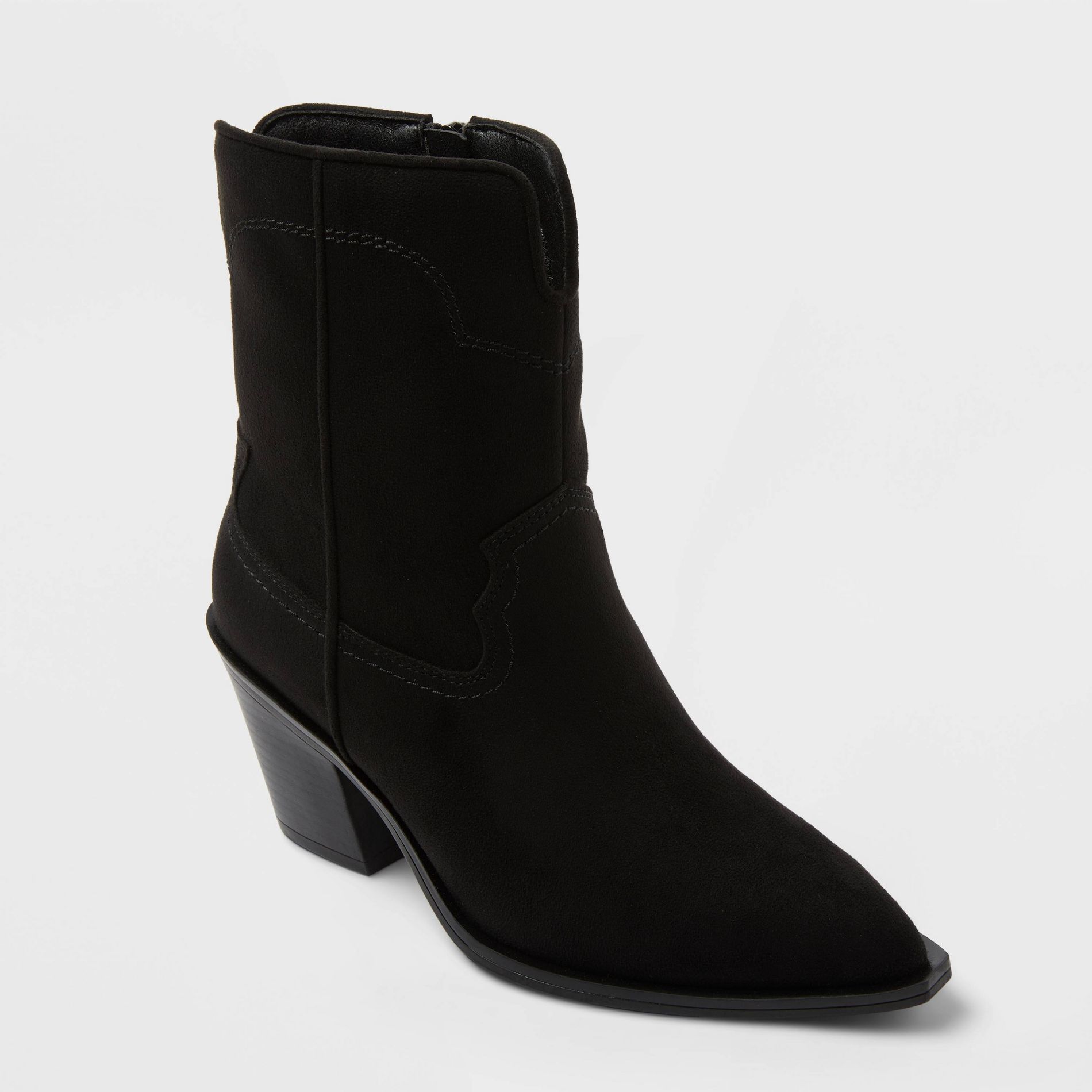 Women’s Dallas Ankle Western Bootie with Memory Foam Insole – Universal Thread™