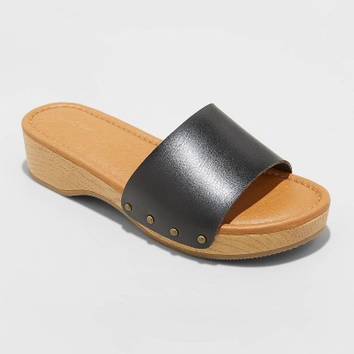 Universal Thread Women's Kora Faux Wood Bottom Sandals