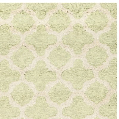 Light Green and Ivory Hand-Tufted Wool Rectangular Rug, 5' x 8'