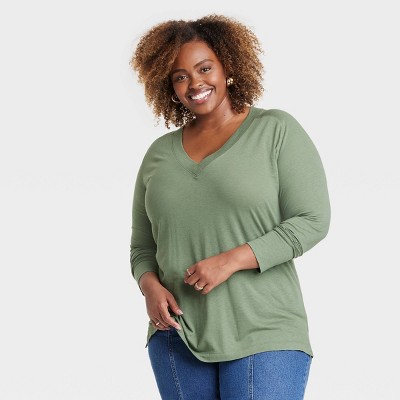 Women\'s Long Sleeve Relaxed V-neck T-shirt - Ava & Viv™ Olive Green 4x :  Target