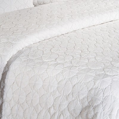 White Cotton Medallion Pattern Standard Sham