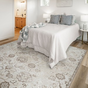 Gertmenian Flora Modern Casual Transtional Polyester and Polypropylene Easy Care Indoor Area Rug Collection - 1 of 4