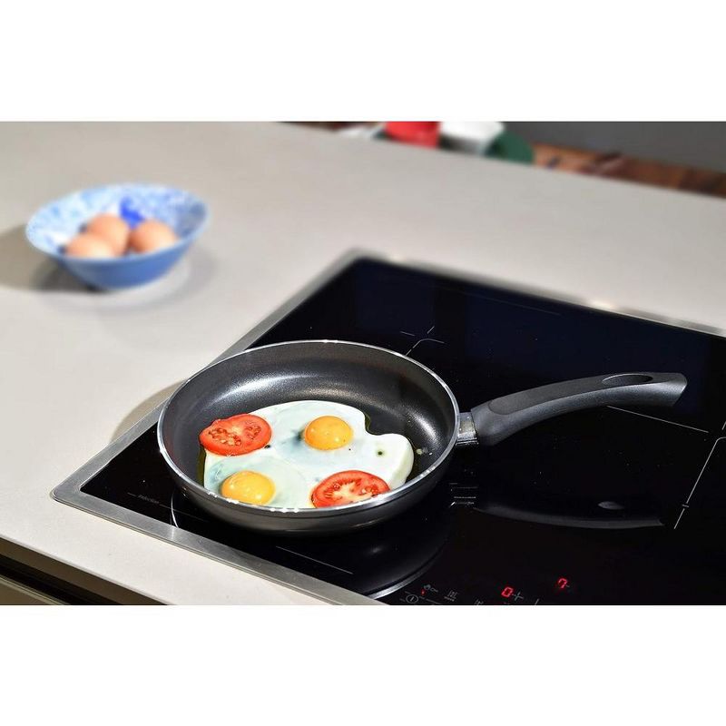 RAVELLI Italia Linea 85 Non-Stick Induction Frying Pan, 11 Inch - Culinary Mastery Unleashed, 4 of 5