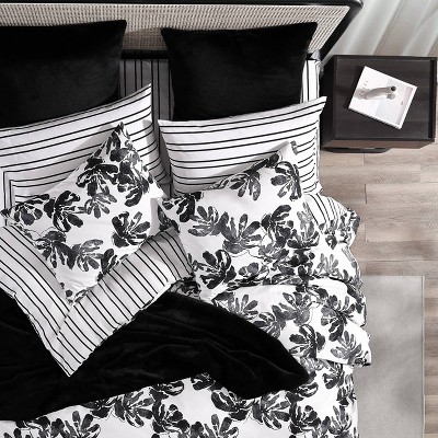 Black and White Floral Microfiber Full/Queen Duvet Cover Set