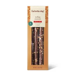 Toffee Crunch Pretzel Rods Dipped in Chocolate - 5.1oz/6ct - Favorite Day™
