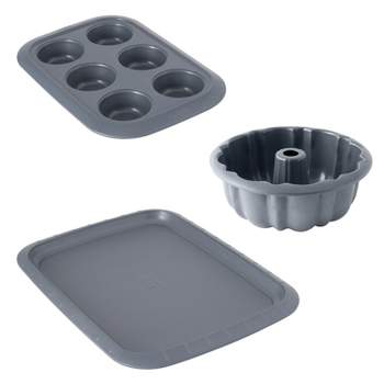 Silicone Bakeware Set, 18-Piece Set including Cupcake Molds, Muffin Pan,  Bread Pan, Cookie Sheet, Bundt Pan, Baking Supplies by Classic Cuisine