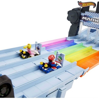 Hot Wheels Mario Kart Rainbow Road Raceway Track Set