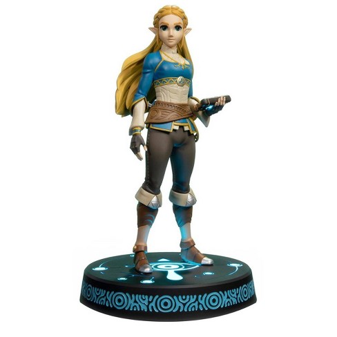 The Legend of Zelda Breath of the Wild Link Master Sword Figure Statue Toy  New