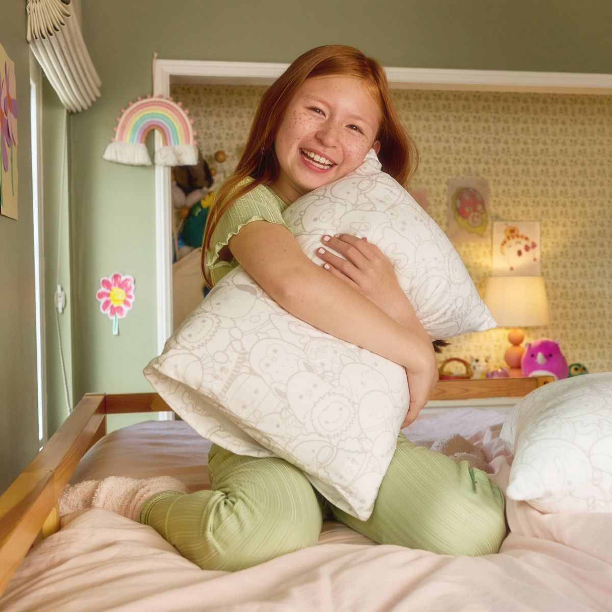 SquishPillow Kids Soft Bed Pillow and Pillowcase Machine Washable - thumbnail 3