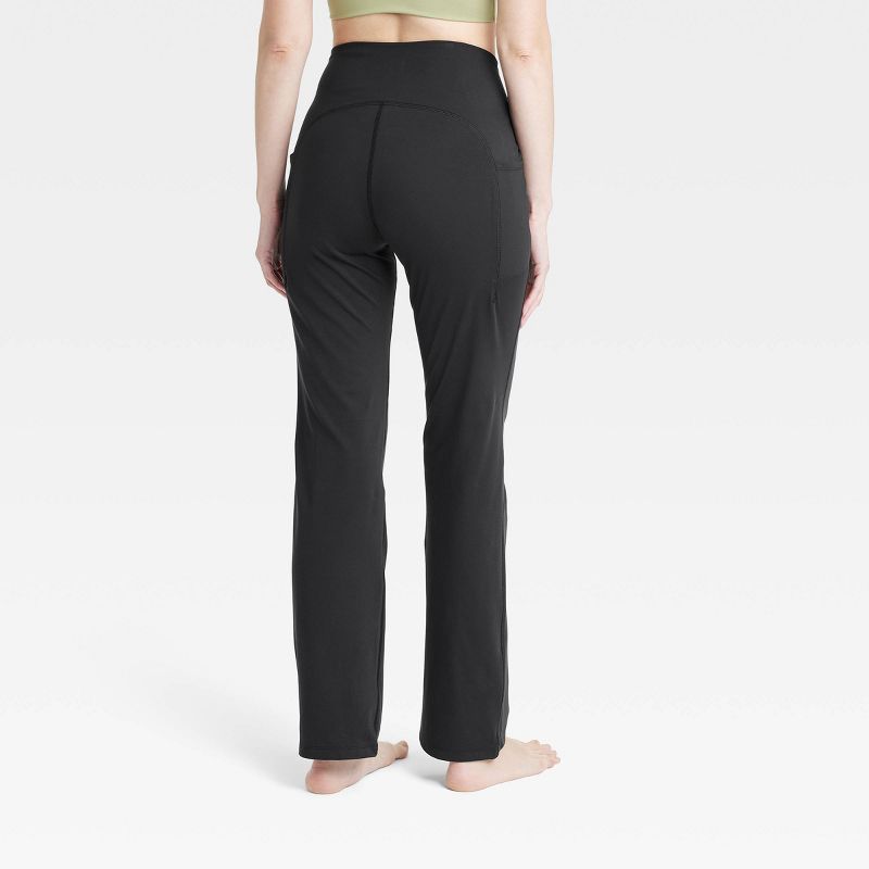 Women's Brushed Sculpt Curvy Pocket Straight Leg Pants - All In Motion™, 3 of 7