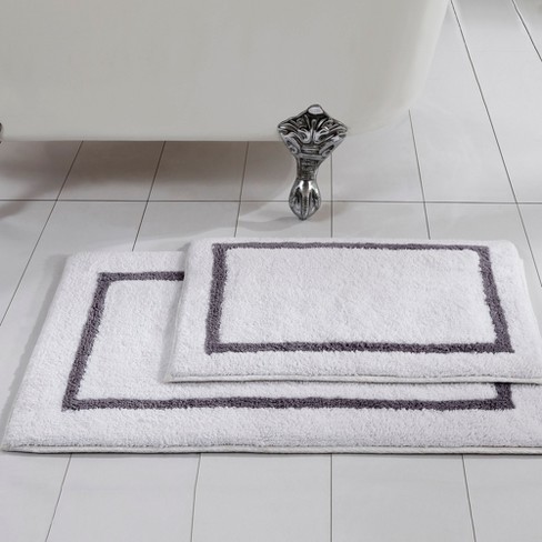 Medallion Collection Bath Rug