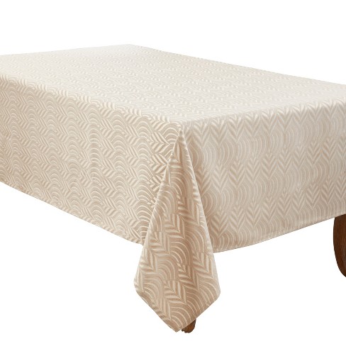 Saro Lifestyle Exquisite Jacquard Design Tablecloth, Beige, 72