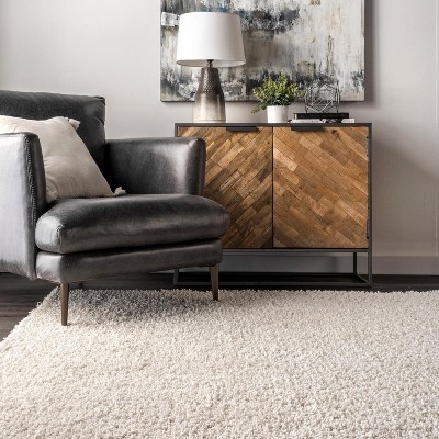 Luxurious Solid White Synthetic Easy-Care Shag Rug, 6'7" x 9'