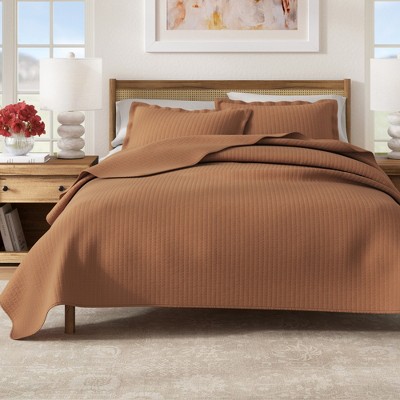 Great Bay Home Detailed Channel Stitch All-Season Reversible Quilt Set With Shams