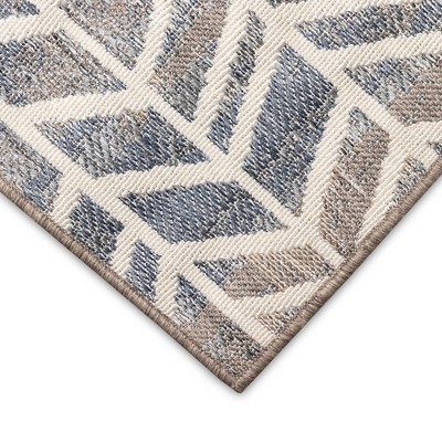 Cove Ivory and Grey Square Synthetic Indoor/Outdoor Rug