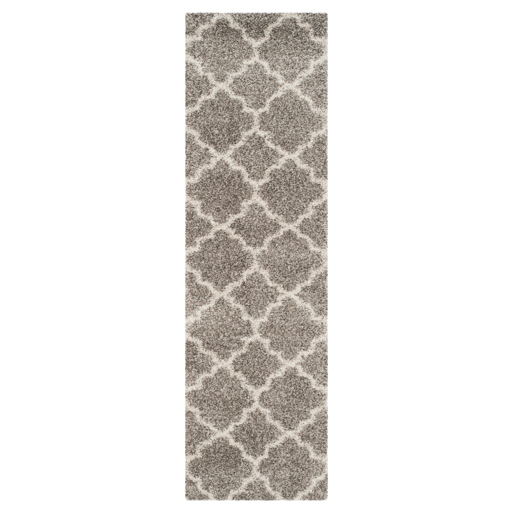 2'3inx12' Malia Rug Gray/Ivory - Safavieh