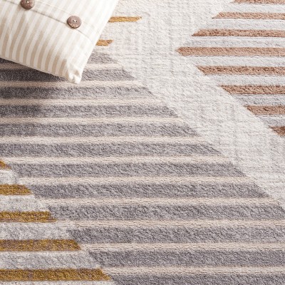 Palma Geometric Gray and Beige Synthetic Area Rug