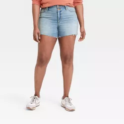 Women's High-Rise Vintage Midi Jean Shorts - Universal Thread™ Medium Wash 00