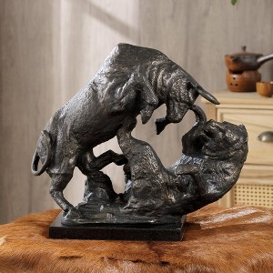 SPI Home Market Fighters Sculpture – Aluminum Bull & Bear Statue, 17.5” H Freestanding Financial Decor for Office or Study - 1 of 4