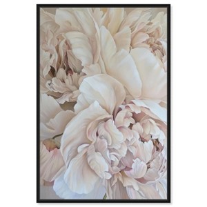 Art Remedy Floral Up Close II Elegant realistic Floral Wall Art Framed - 1 of 4