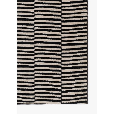 Xander Black and White Wool Synthetic 8' x 10' Rectangular Rug