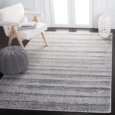 Carnegie Elegance Hand-Knotted Gray Area Rug - 5'1" x 7'6"