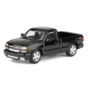 1/64 2006 454 LSX Chevrolet Silverado SS Single Cab Pickup Truck, Onyx Black, PARA64 55831 - 1 of 4