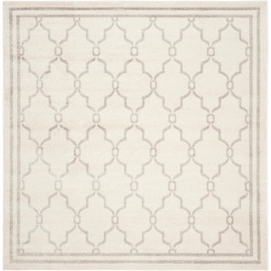 Amherst AMT414 Power Loomed Indoor Rugs - Safavieh - 1 of 4