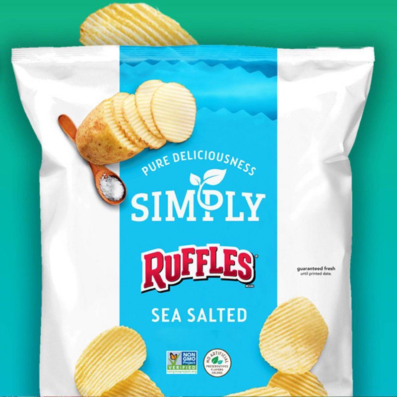 Simply Ruffles Sea Salted Potato Chips - 8oz, 4 of 8