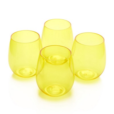 plastic drinking glasses
